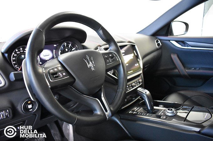 MASERATI Ghibli 330 CV MHEV GT Ultima